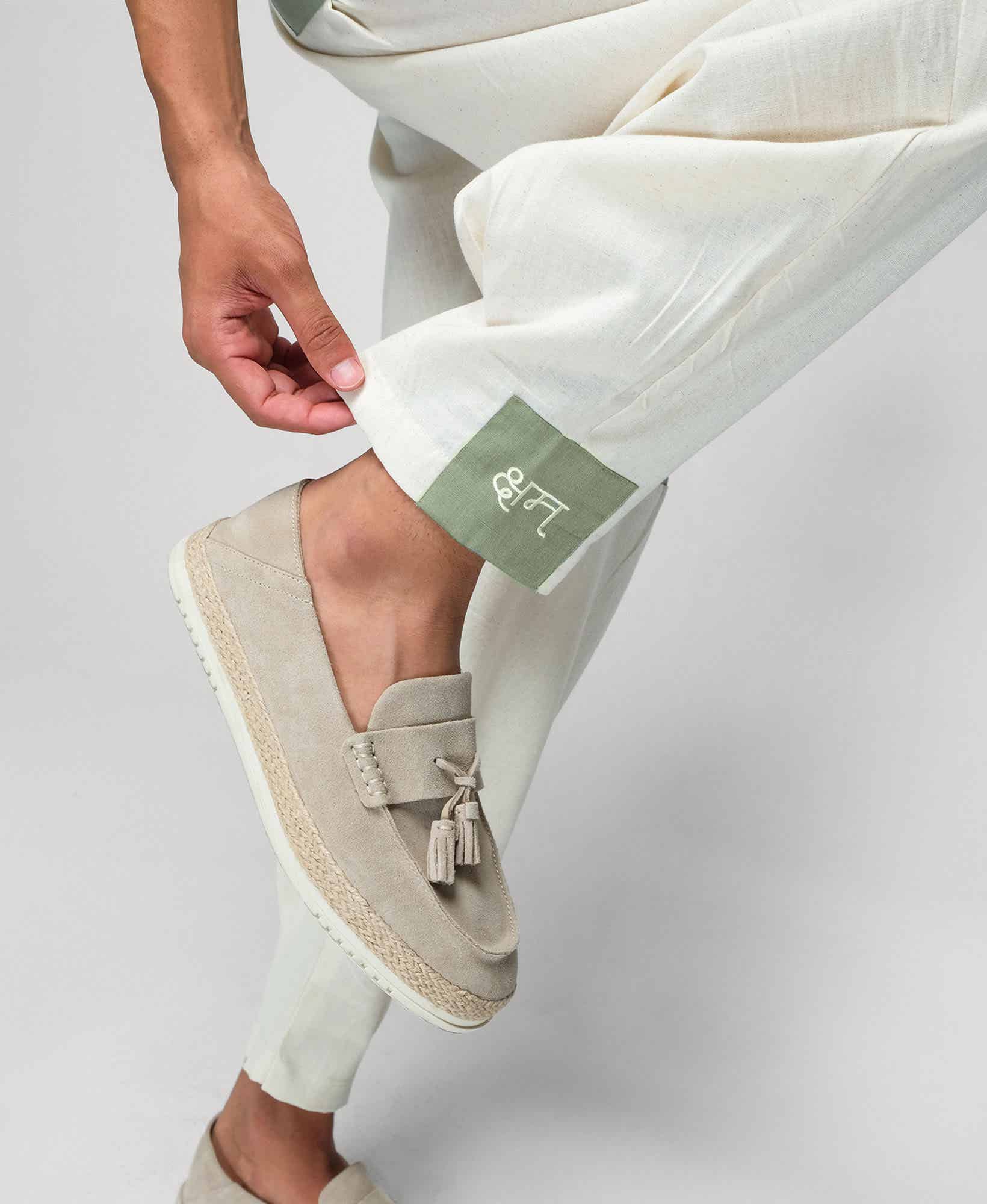 Color_Oatmeal + Serene Sage M